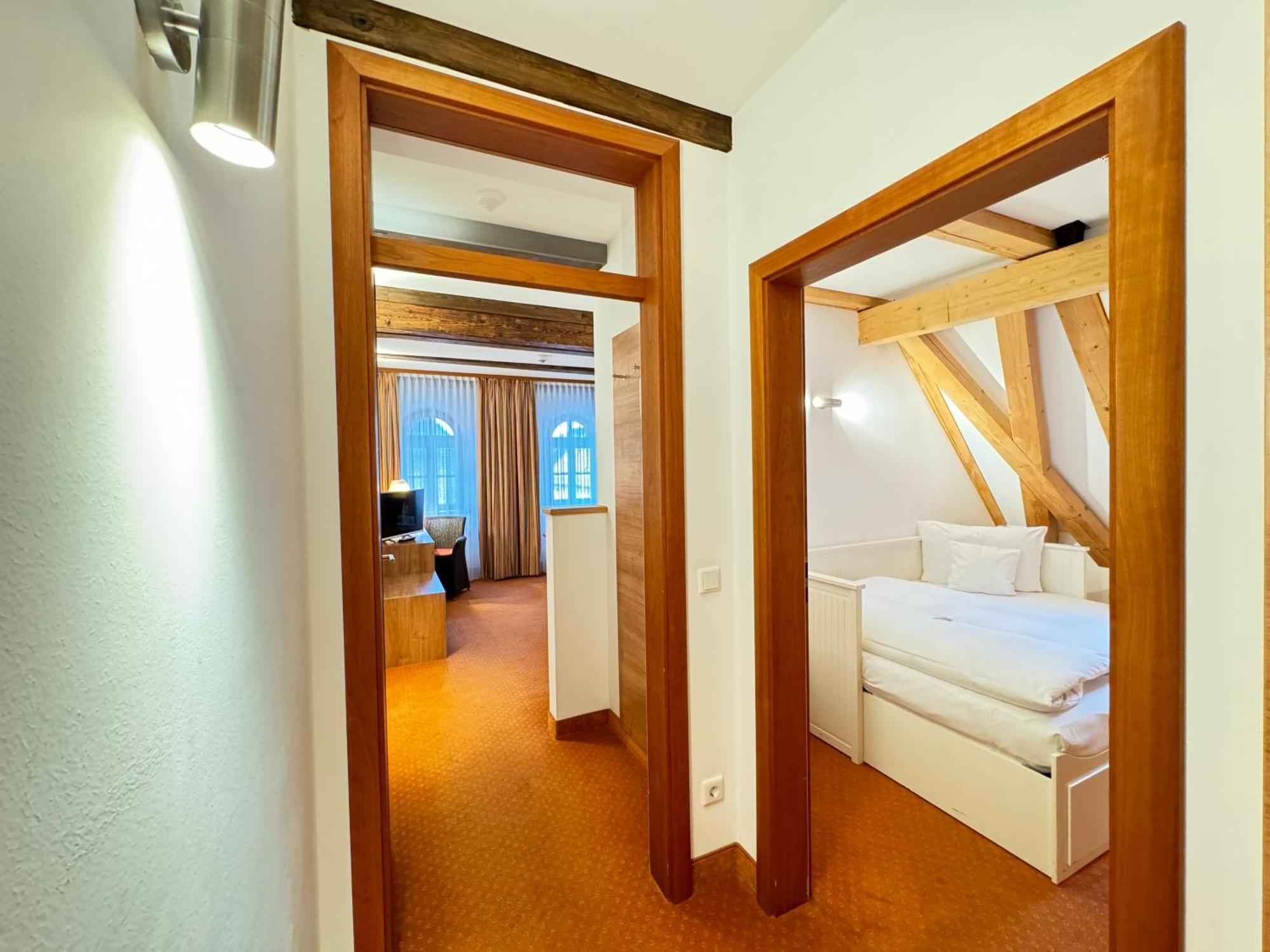 Hotel Haimerlhof Wolnzach Esterno foto